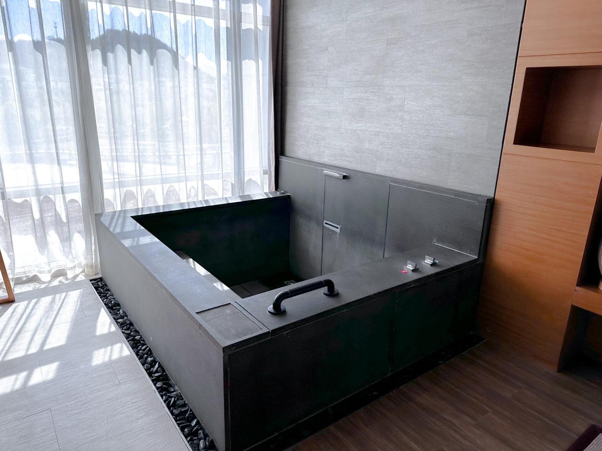Holiday Inn Resort Yichun Mingyue Mountain By Ihg Exterior photo
