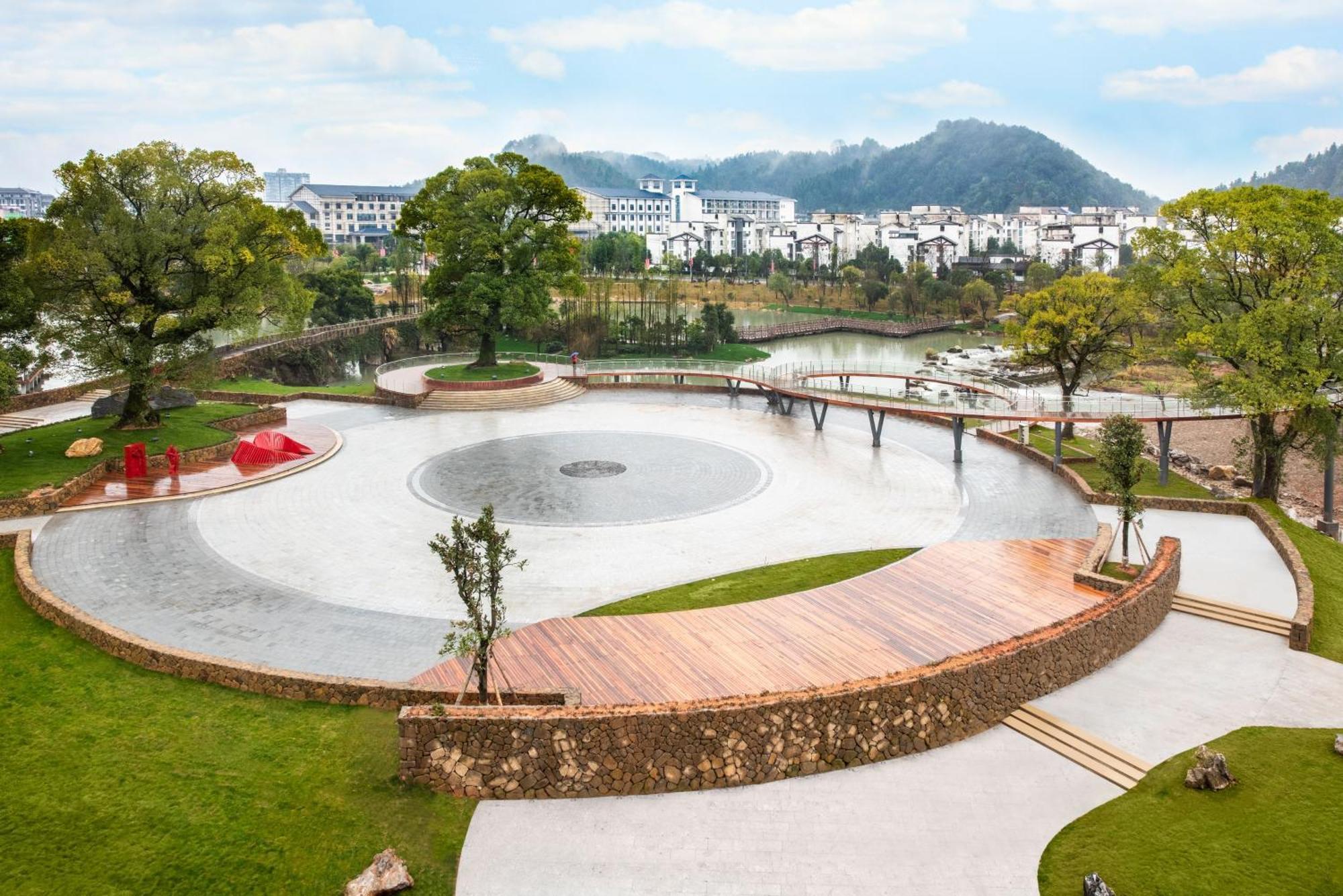 Holiday Inn Resort Yichun Mingyue Mountain By Ihg Exterior photo
