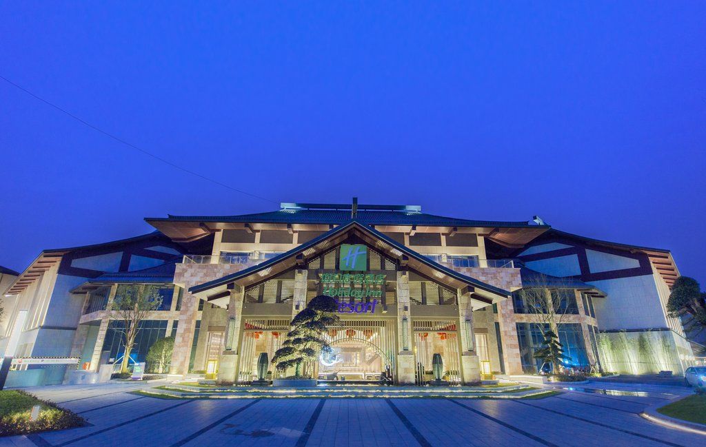 Holiday Inn Resort Yichun Mingyue Mountain By Ihg Exterior photo